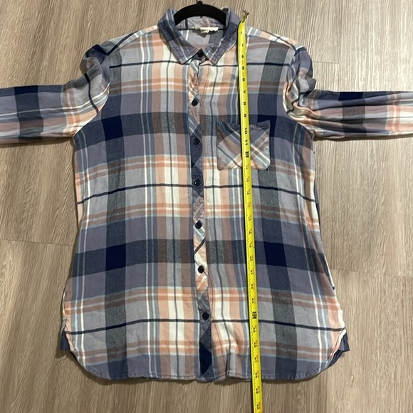 BeachLunchLounge Women Button Front Top Small Purple Plaid Flannel Fly Away Back - Picture 15 of 16